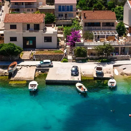 Apartment By The Sea Zrnovska Banja, Korcula - 9705 *